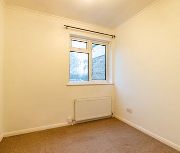 Available unfurnished from 24/11/2025 - Photo 6