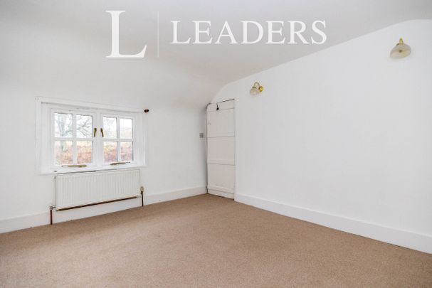 2 bedroom house to rent Guildford Lane Cottages, Guildford Lane, Guildford, GU5 - Photo 1