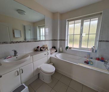 3 bedroom terraced house to rent - Photo 5