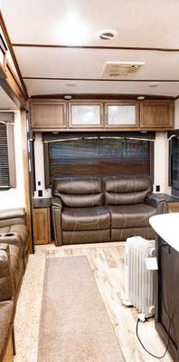 High end RV for rent - Photo 1