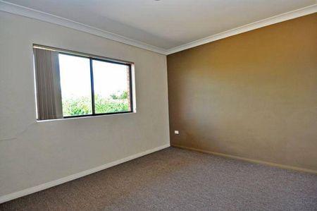 AFFORDABLE CBD RE-FURBISHED UNIT - Photo 2