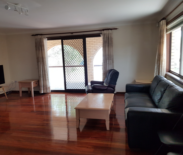 8 Sasha Street, Robertson, QLD - Photo 1