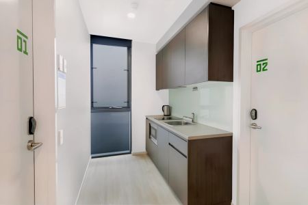 2 Bedroom Apartment-King Single Bed - Photo 2