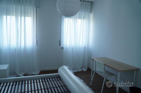 Villa con 5 camere da letto e ampio cortile - Photo 2