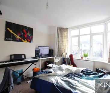 5 bedroom semi-detached house to rent - Photo 6