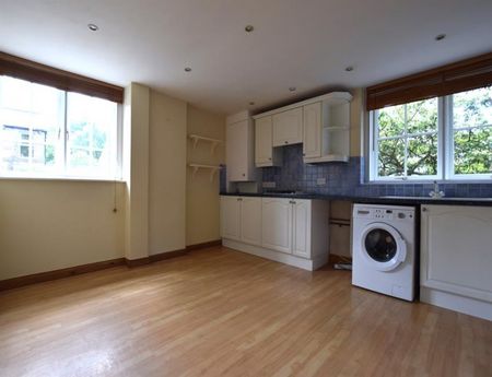 3 Bedroom End Terrace To Let - Photo 5