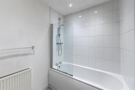 2 bed apartment to rent in Ashover Road, Newcastle Upon Tyne, NE3 - Photo 2