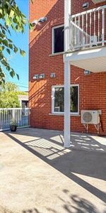 Condo 4 ½ à louer, avec 2 stationnements intérieurs chauffés, près des commerces et du grand parc urbain de Brossard - Photo 4
