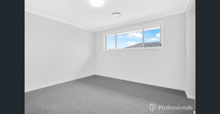 Family Home in Box Hill - Photo 3