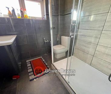 3 bedroom end of terrace house to rent - Photo 4