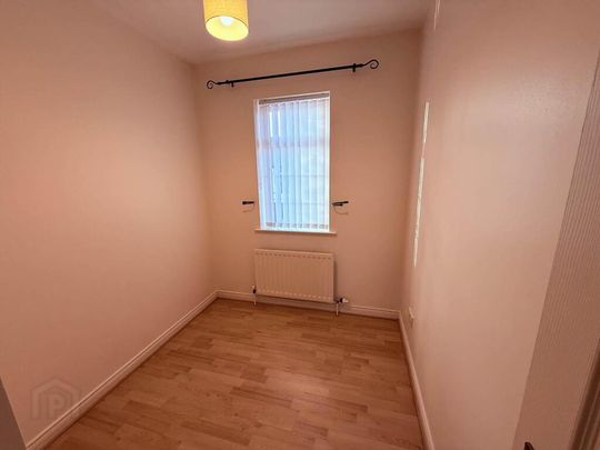 28b Ravenhill Parade, Belfast, BT6 8NU - Photo 1