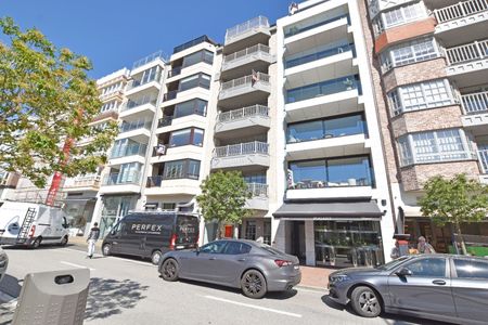 Mooi onderhouden appartement op de Kustlaan nabij het Albertplein - Photo 4