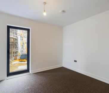 2 bedroom flat to rent - Photo 6