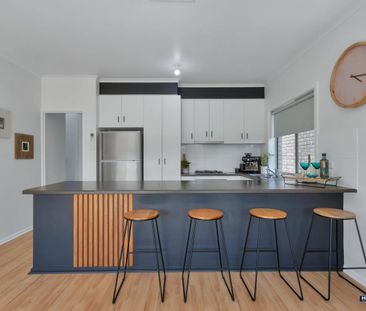 3 Bedroom Home in Prime Location - Photo 6