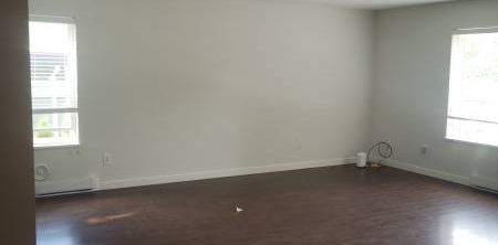 UNFURNISHED 3 bedr 1 Bath Brackendale - Photo 2