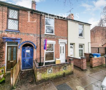 2 bedroom terraced house to rent - Photo 3