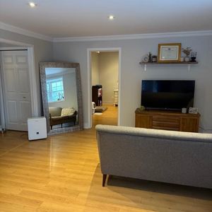 3 1/2 tout inclus à 5 min du CHUS - Photo 2