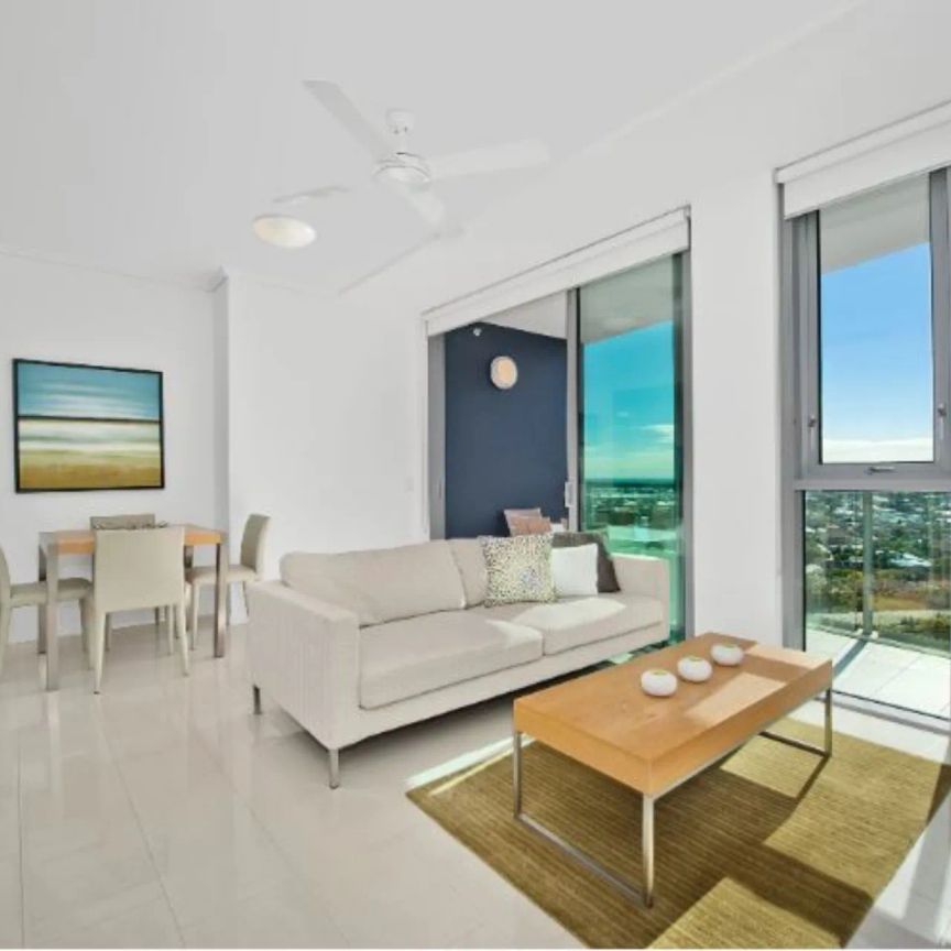 Fully Furnished Two-Bedroom Apartment with Stunning Views - Photo 1