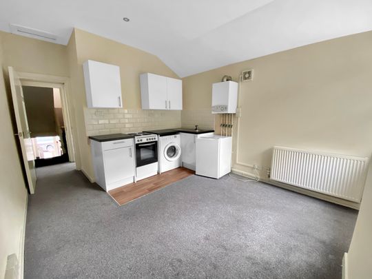 Studio 4, 29 Ely Road, Cardiff CF5 2JF - Photo 1