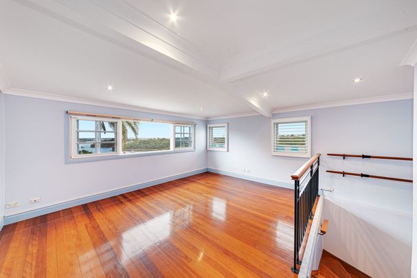 Spacious Family Home with Water Views - Photo 1