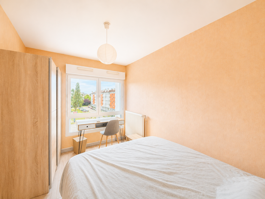 Location Appartement 4 pièces 87m² VILLERS LES NANCY 54600 - Photo 1