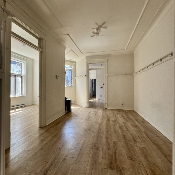 Ville-Marie - Superbe 6 1/2 Rénové - Photo 1