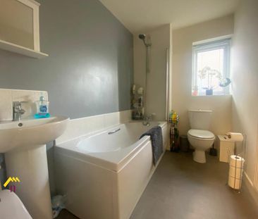 3 bedroom semi-detached house to rent - Photo 6