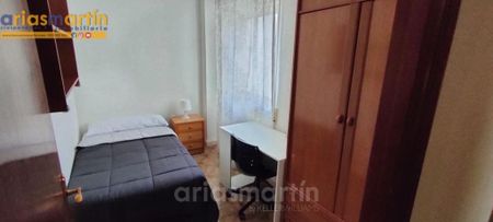 Piso de alquiler en Asturias, 6, Carmelitas - Photo 2