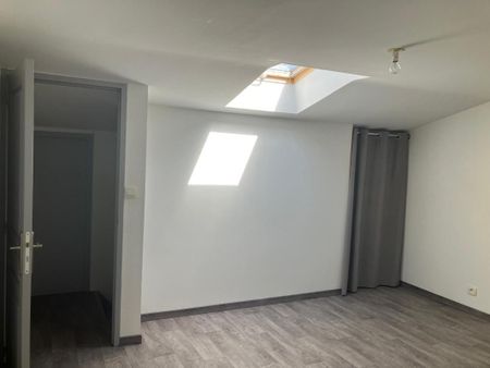 Location Appartement 2 pièces 54m² LIBOURNE 33500 - Photo 5