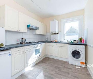 The Corner House, Poole Hill, Bournemouth, BH2 - Photo 6