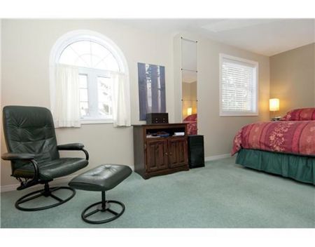3 Robarts Cresent - Photo 5