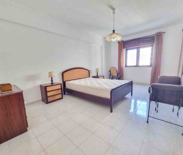 Apartamento T2 para Arrendamento Anual na Praia da Rocha - Photo 5