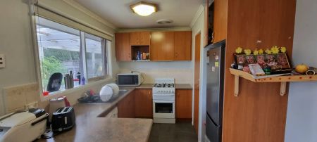 “3bedroom House!!!” - Photo 3