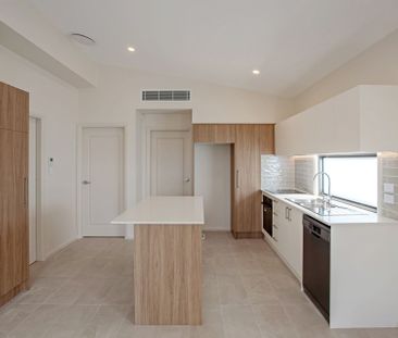 Brand New Coastal Living – Stylish & Light-Filled Home - Photo 5