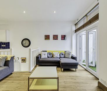 2 bedroom flat to rent - Photo 4