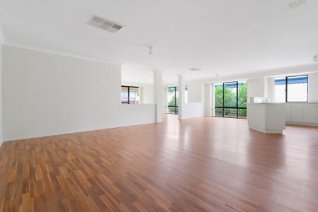 Spacious Family Home in Quiet Location - Photo 4