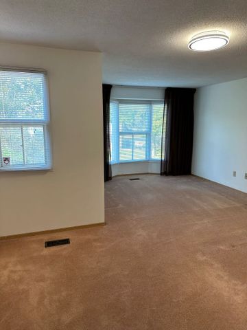 For Lease - 85 Sandyhook Square, Toronto, Ontario - Photo 2