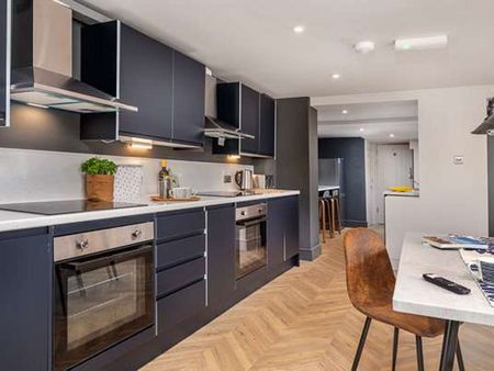 ✴️ NEW ROOMS IN SCARBOROUGH ✴️ - Photo 4