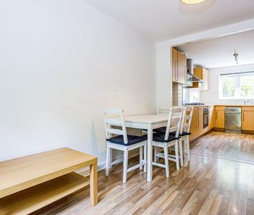 4 bedroom townhouse to rent - Photo 4