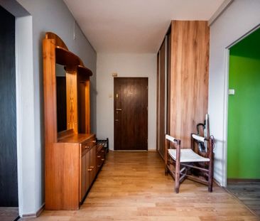 2-pokojowe mieszkanie z balkonem – ul. Centralna 50.5 m² - Фото 1