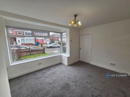 3 bedroom semi-detached house to rent - Photo 2