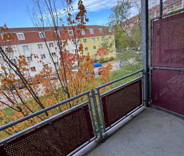 Praktische Pärchenwohnung mit Balkon sucht neue Mieter! - Photo 1