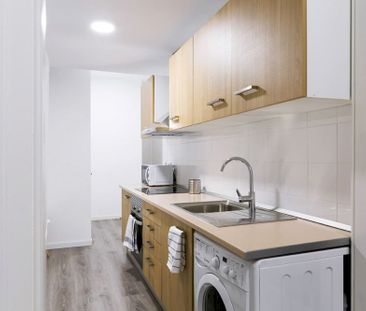 Nice room in Barcelona - Photo 6