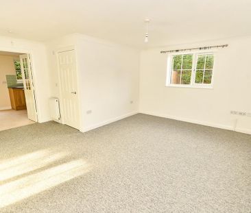 2 bedroom semi-detached house to rent - Photo 1