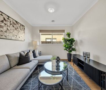 41 Clearwater Rise Parade, Truganina VIC, Belconnen - Photo 5