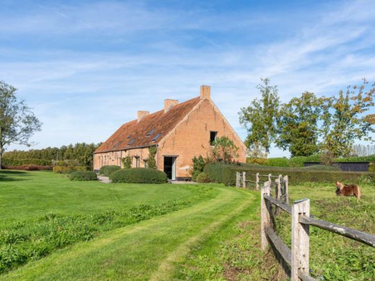 Tout savoir sur cette maison à Aartselaar, à Aartselaar - Photo 1