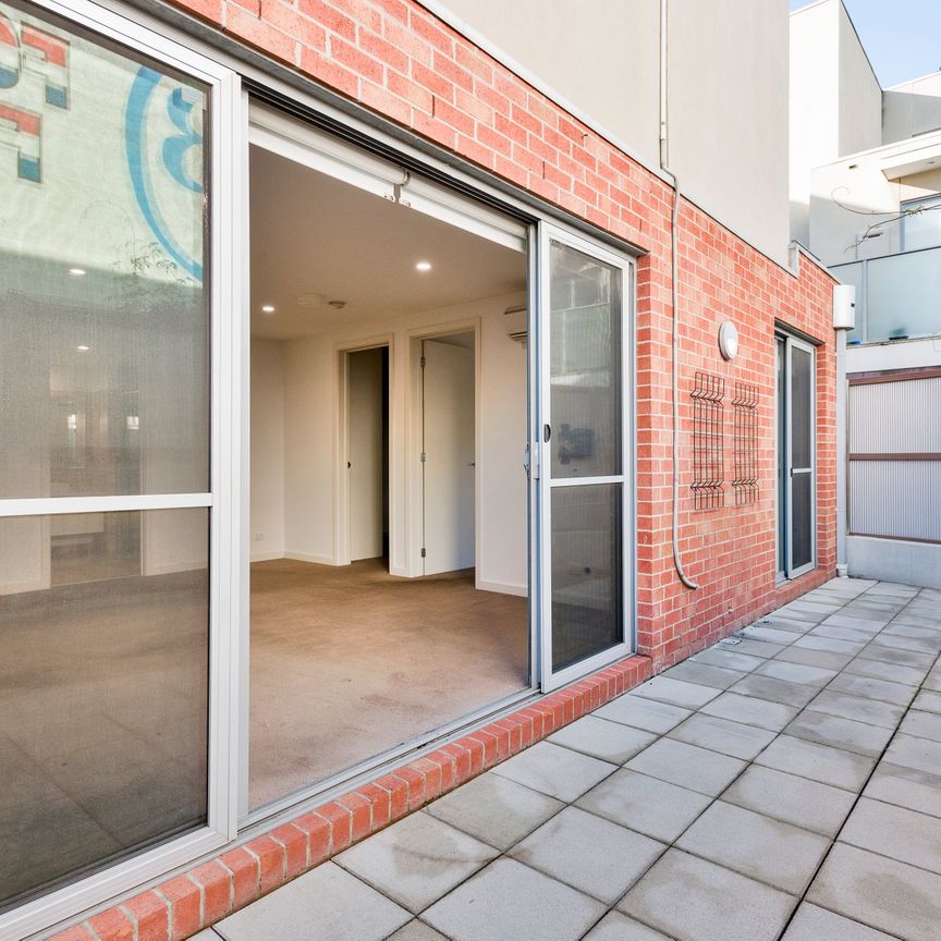 185 Geelong Road, Seddon - Photo 1