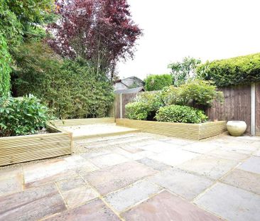 4 bedroom detached house to rent - Photo 2