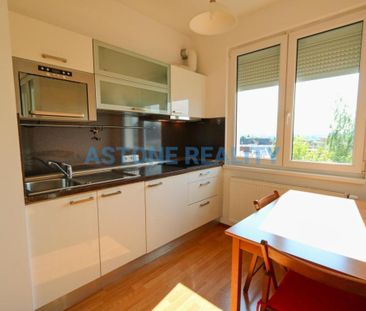 Pronájem bytu 1+kk 33 m2 - Fotografie 3