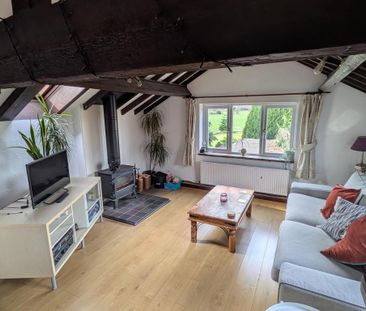 2 bedroom semi-detached house to rent - Photo 2